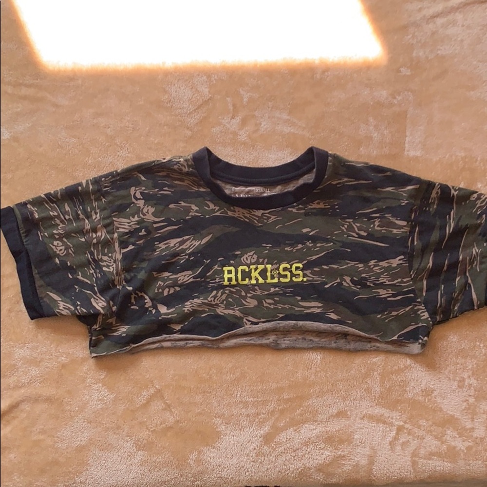 Y&R cropped t shirt